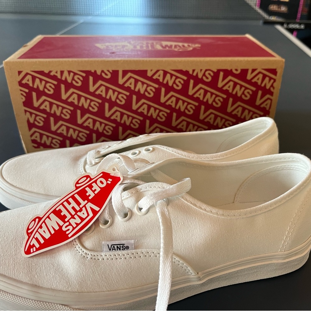 NWT- VANS Off The Wall Authentic white canvas shoes
